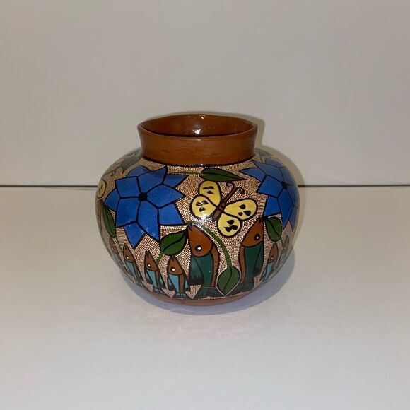 Beautiful Folk Art Fish Family Talavera Pot 5.5”X6 made in Mexico - Picture 1 of 6